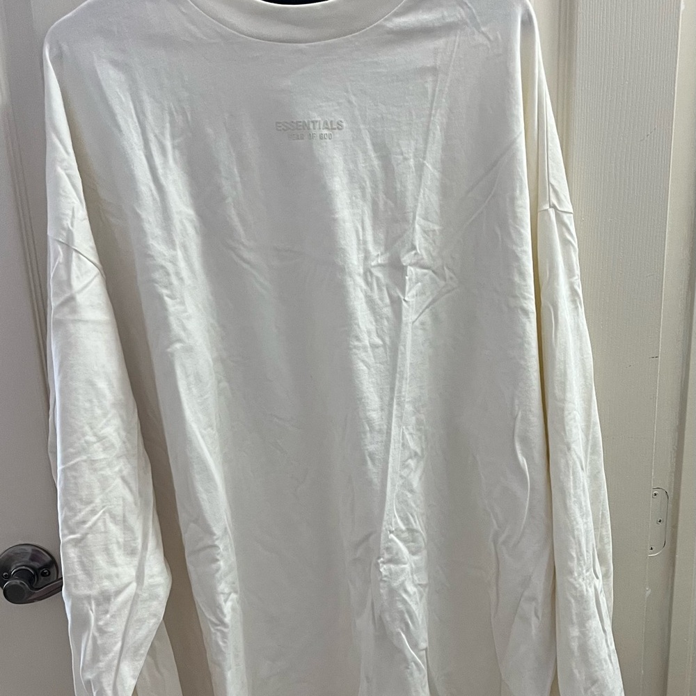 Men’s Fear of God White Long Sleeve Tee. Size L Excellent condition.
